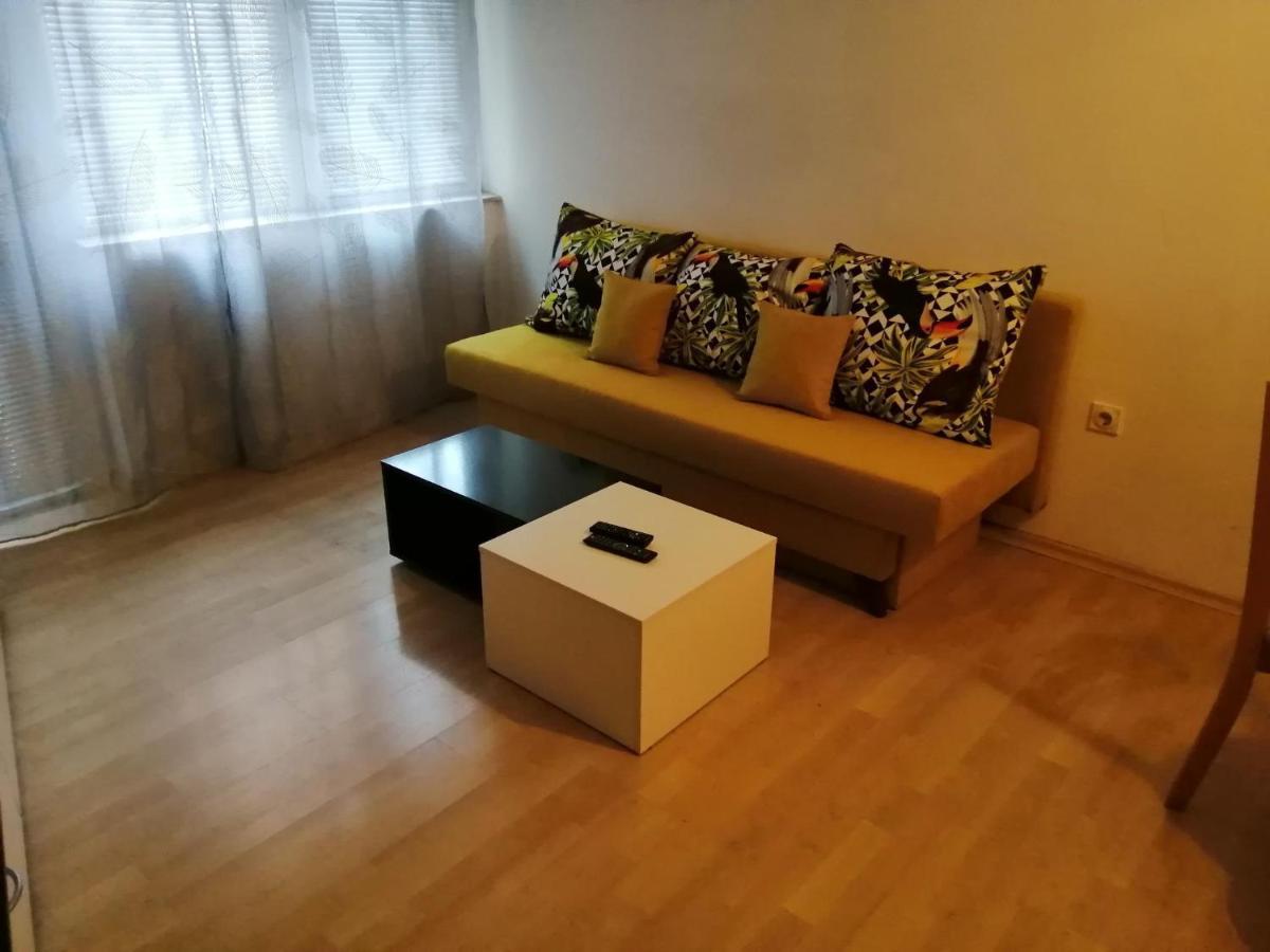 Apartment Lili Благоэвгард Экстерьер фото