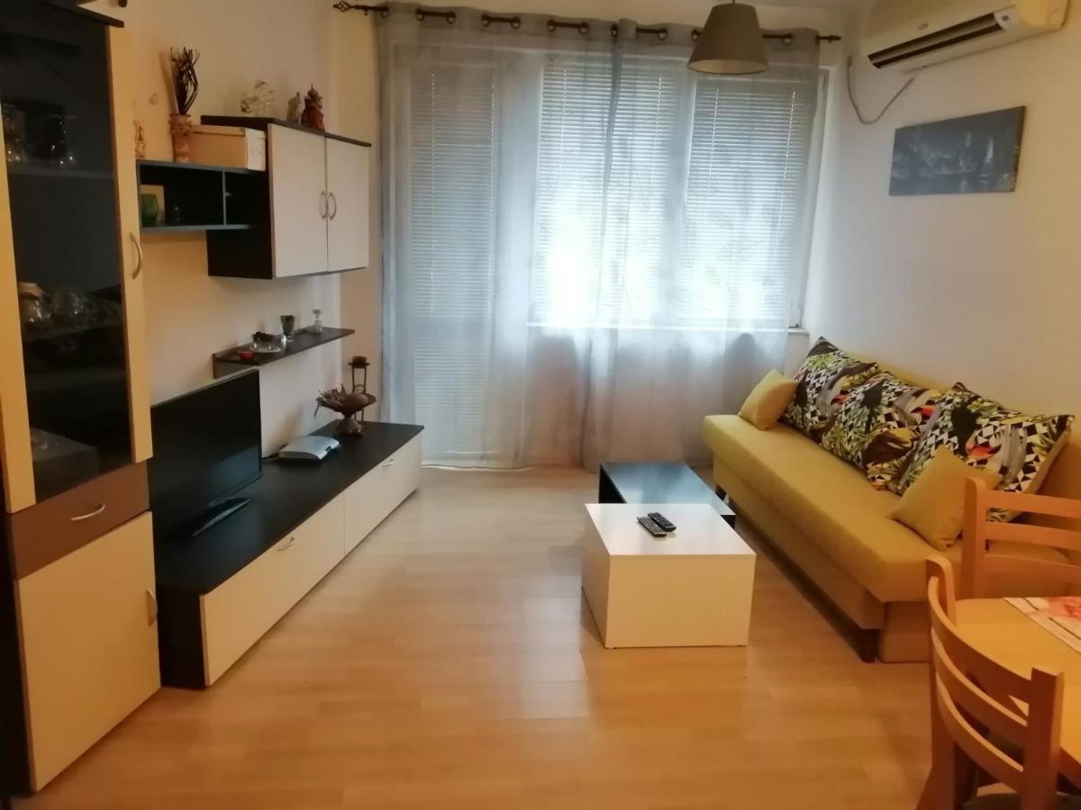 Apartment Lili Благоэвгард Экстерьер фото